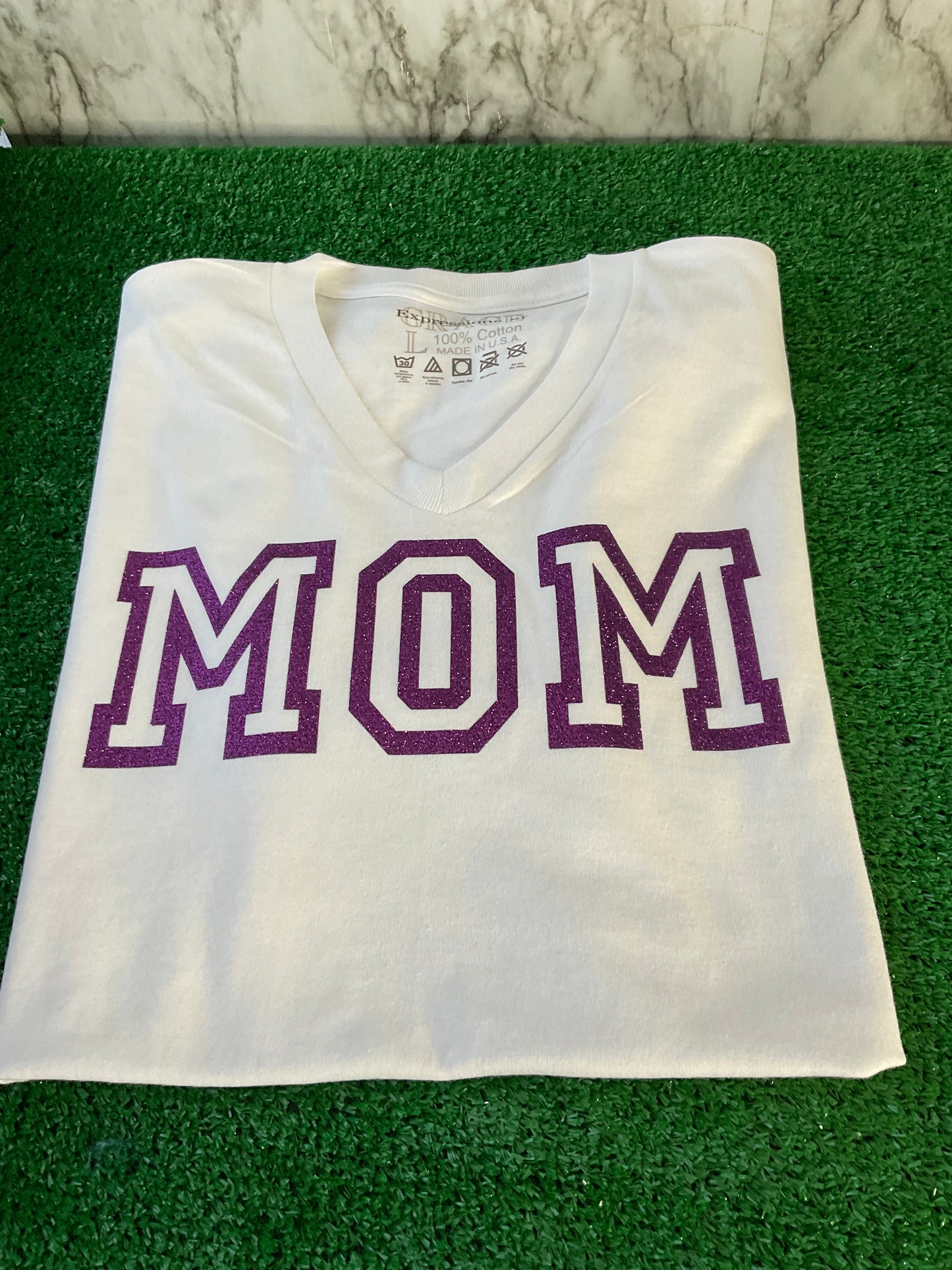 Glitter Mom Title Tee