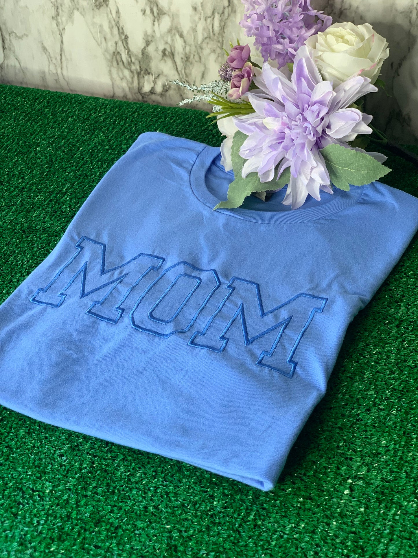 Embroidered MOM T-shirt